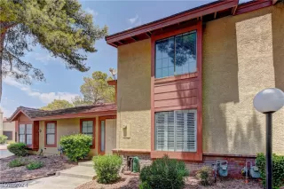 Photo #1: 2598970 Listing