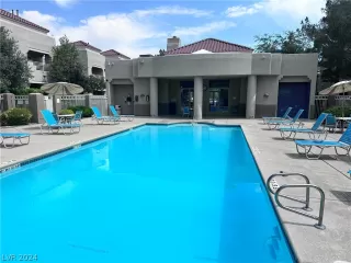 Photo #1: 2598979 Listing