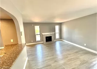 Photo #1: 2598992 Listing 