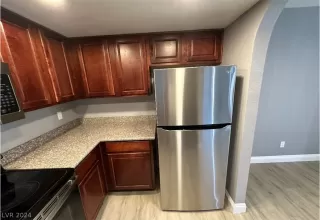 Photo #3: 2598992 Listing 