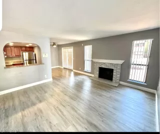 Photo #4: 2598992 Listing 