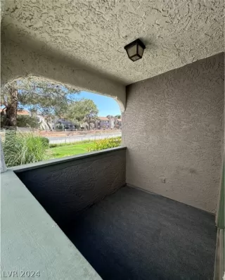 Photo #6: 2598992 Listing 