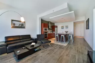 Photo #4: 2599064 Listing 