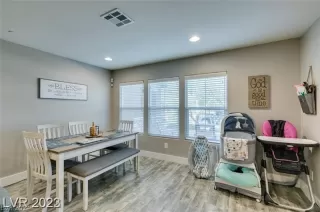 Photo #4: 2599120 Listing 