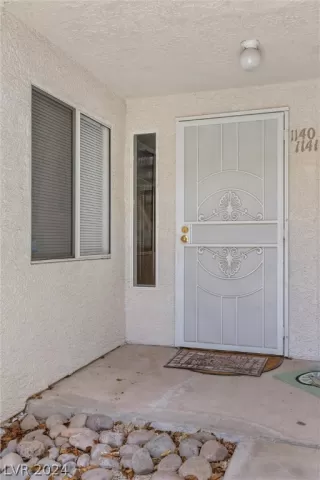 Photo #3: 2599124 Listing