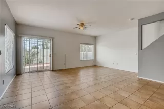 Photo #2: 2599130 Listing 