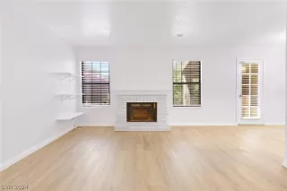 Photo #3: 2599139 Listing 