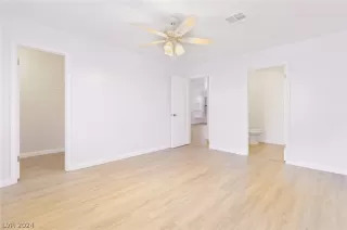 Photo #5: 2599139 Listing 