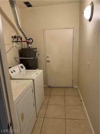 Photo #3: 2599161 Listing 