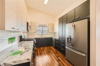 Photo #3: 2599178 Listing 