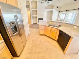 Photo #3: 2599195 Listing 