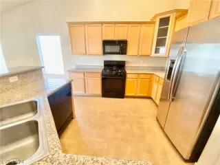 Photo #4: 2599195 Listing 