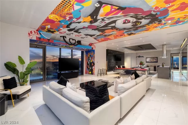 MLS: 2599218 Condo For Sale