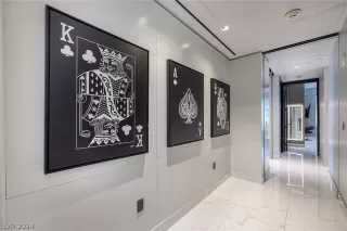 Photo #1: 2599218 Listing