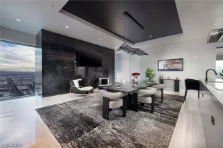 Photo #3: 2599218 Listing