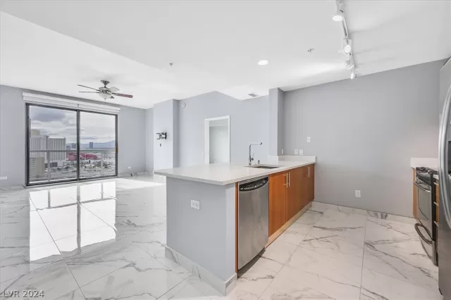 MLS: 2599227 Condo For Sale