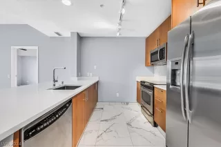 Photo #5: 2599227 Listing 