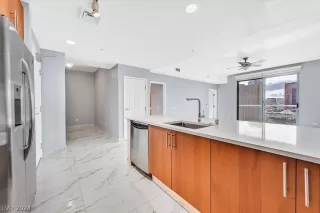 Photo #6: 2599227 Listing 