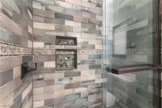 Photo #1: 2599235 Listing