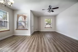 Photo #2: 2599272 Listing 