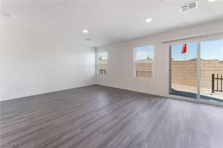 Photo #6: 2599298 Listing 