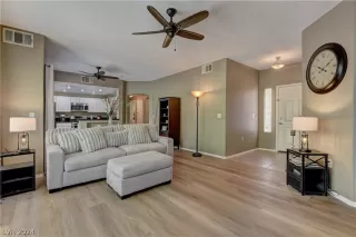 Photo #6: 2599336 Listing 