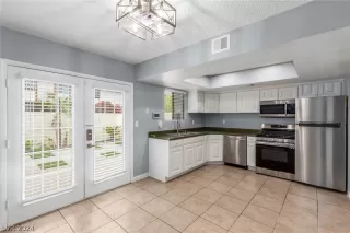 Photo #5: 2599360 Listing 