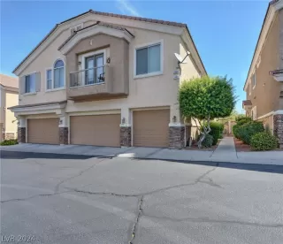 Photo #1: 2599368 Listing 