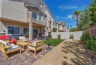 Photo #3: 2599368 Listing 