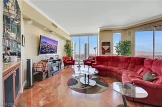 Photo #2: 2599382 Listing 