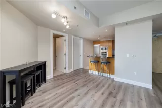 Photo #6: 2599392 Listing 