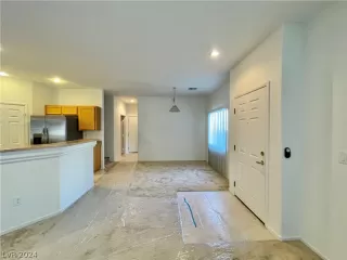 Photo #2: 2599411 Listing 