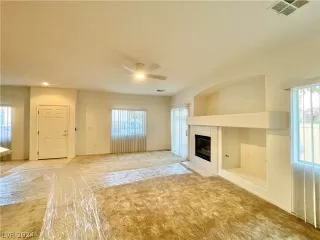 Photo #3: 2599411 Listing 