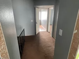 Photo #5: 2599432 Listing