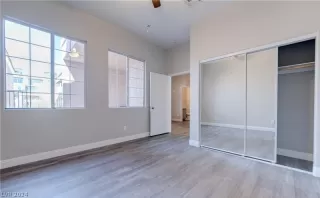 Photo #3: 2599558 Listing 