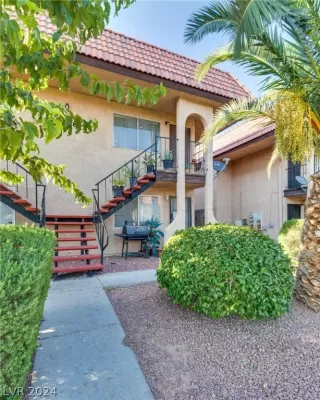 Photo #1: 2599562 Listing