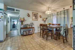 Photo #6: 2599562 Listing