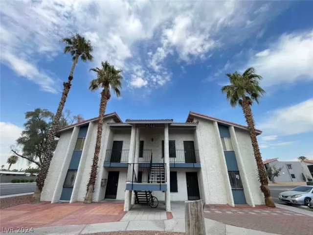 MLS: 2599563 Condo For Sale