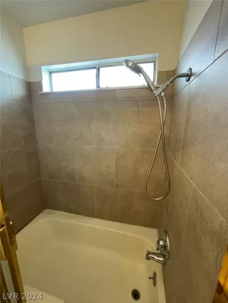 Photo #2: 2599563 Listing 