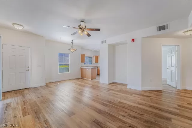 MLS: 2599594 Condo For Sale