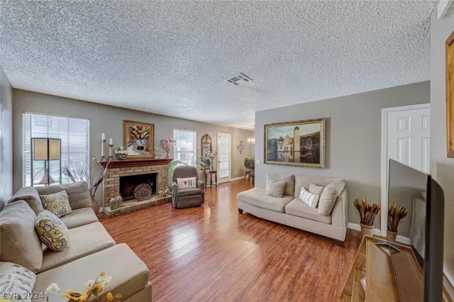 MLS: 2599608 Condo For Sale