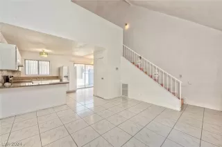 Photo #4: 2599616 Listing 