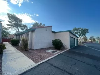 Photo #1: 2599625 Listing
