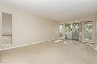 Photo #4: 2599641 Listing 