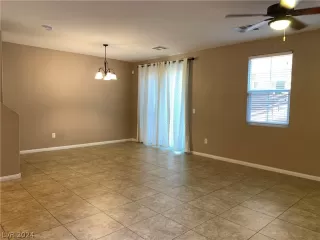 Photo #4: 2599645 Listing 