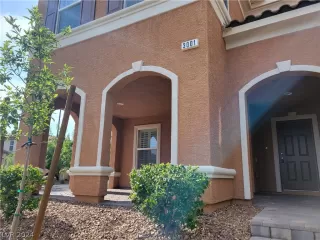 Photo #3: 2599648 Listing 