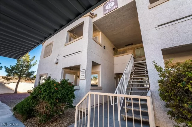 MLS: 2599663 Condo For Sale