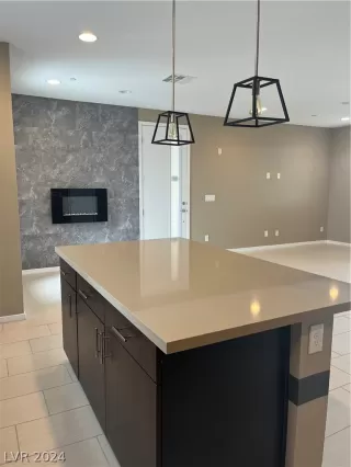 Photo #2: 2599689 Listing 