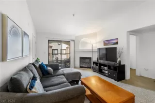 Photo #1: 2599693 Listing 