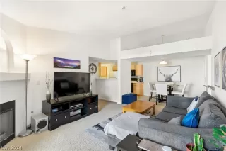 Photo #2: 2599693 Listing 